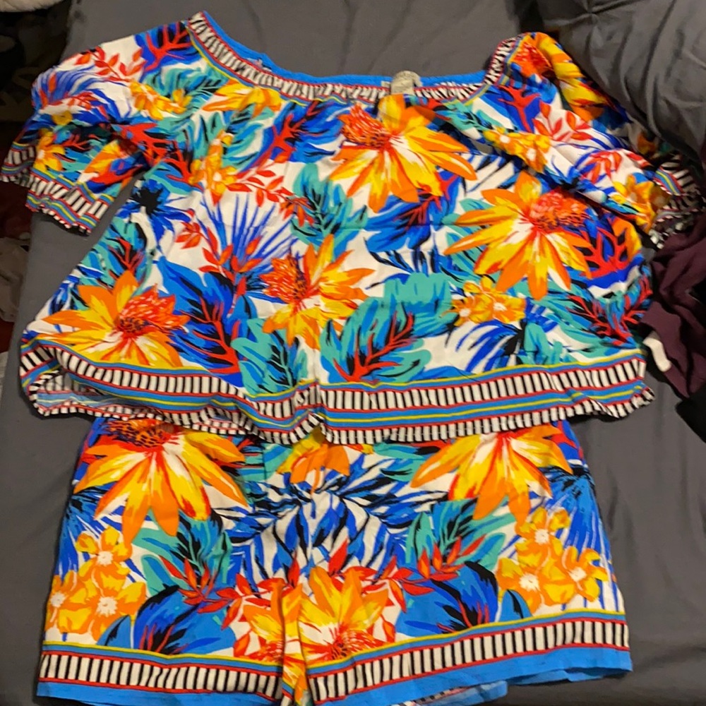 Two piece set
